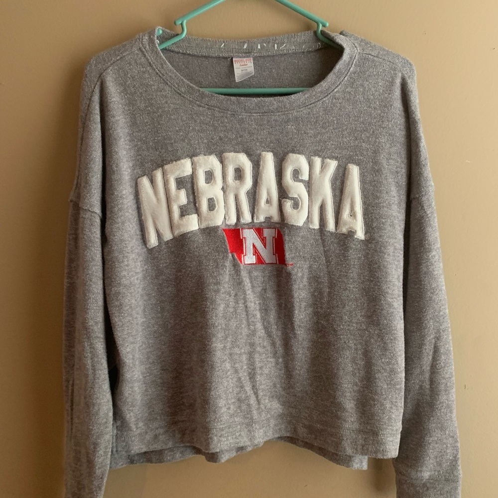 Cropped Nebraska top. Size small